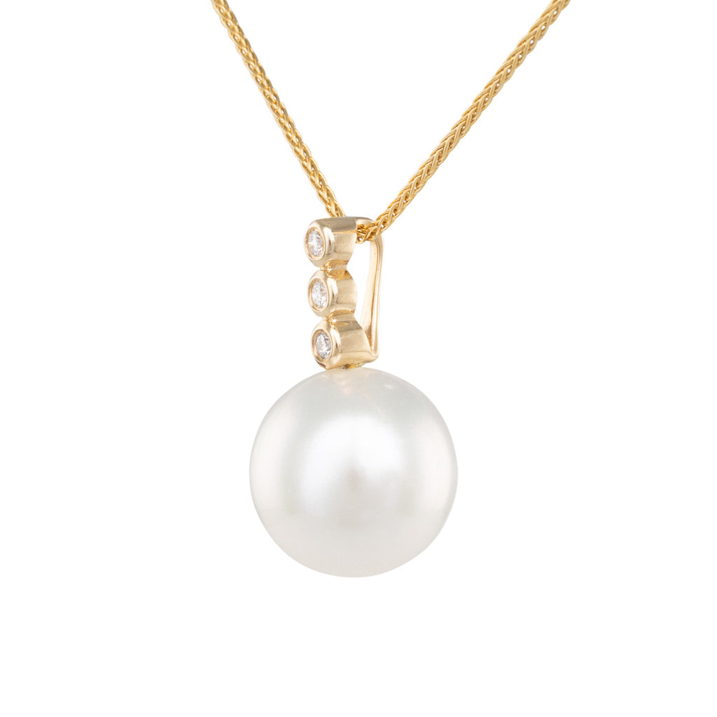 11mm South Sea & Diamond Pendant