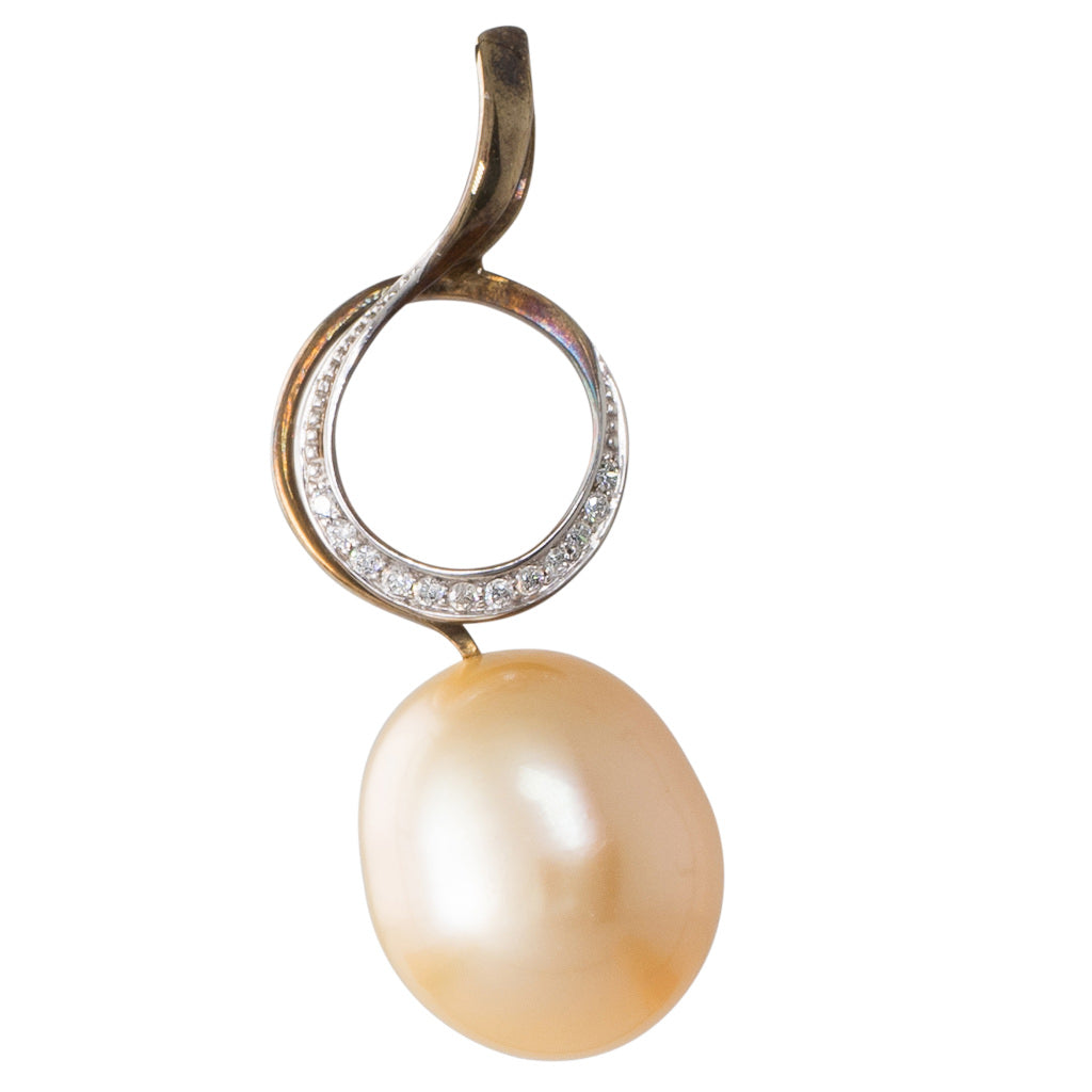 Gold South Sea & Diamond Pendant