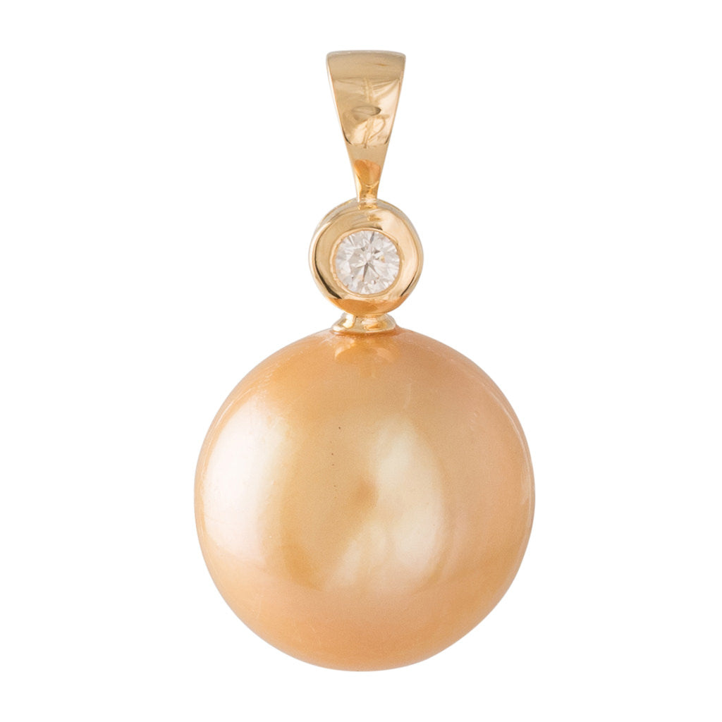 15mm Round Gold South Sea Pendant