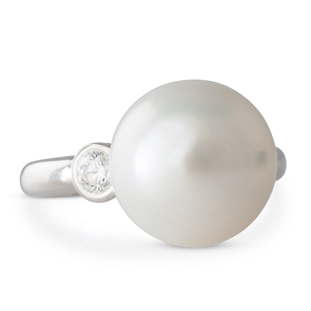 South Sea Pearl & Diamond Ring