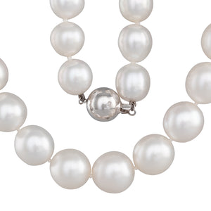 Oval/Drop South Sea Pearl Strand
