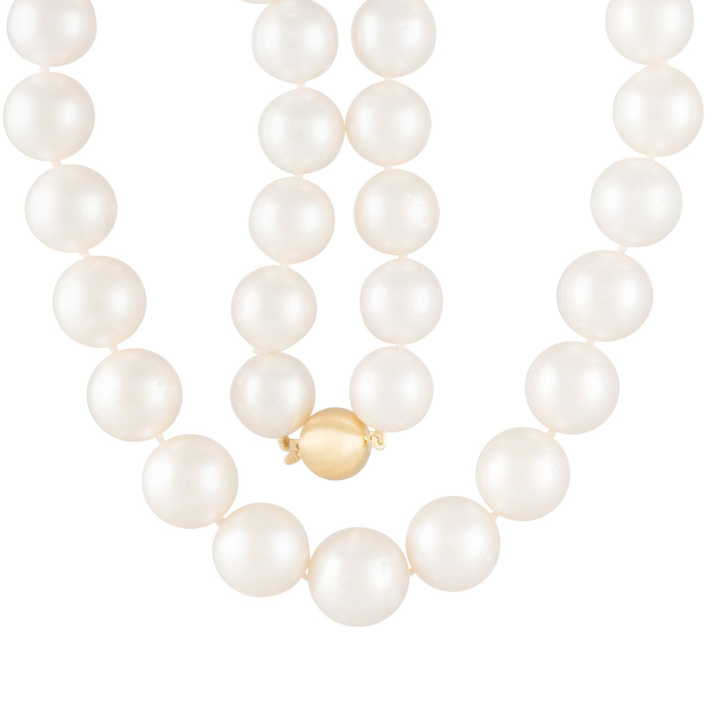 Round White South Sea Strand