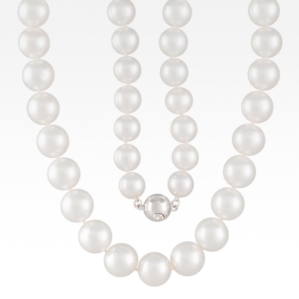 Round White South Sea Strand