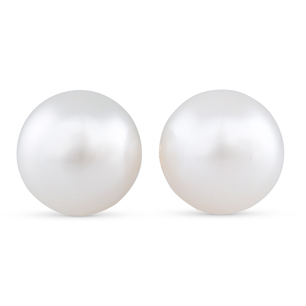 Pair 15mm Button South Sea Studs