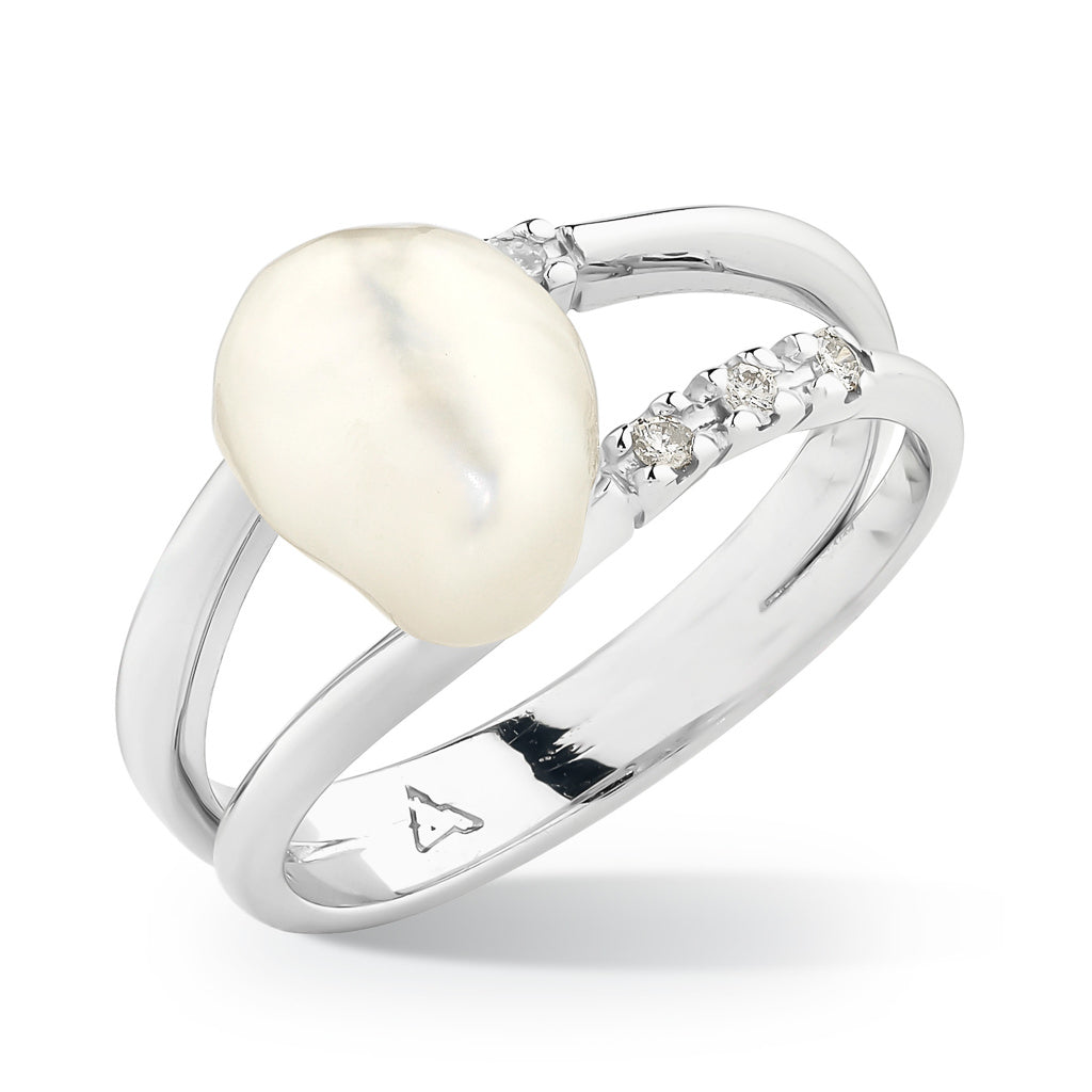 South Sea Keshi & Diamond Ring