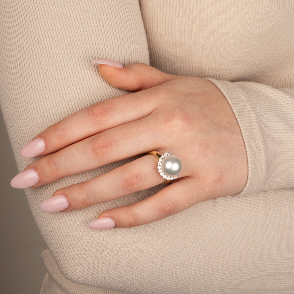 South Sea Pearl & Diamond Ring