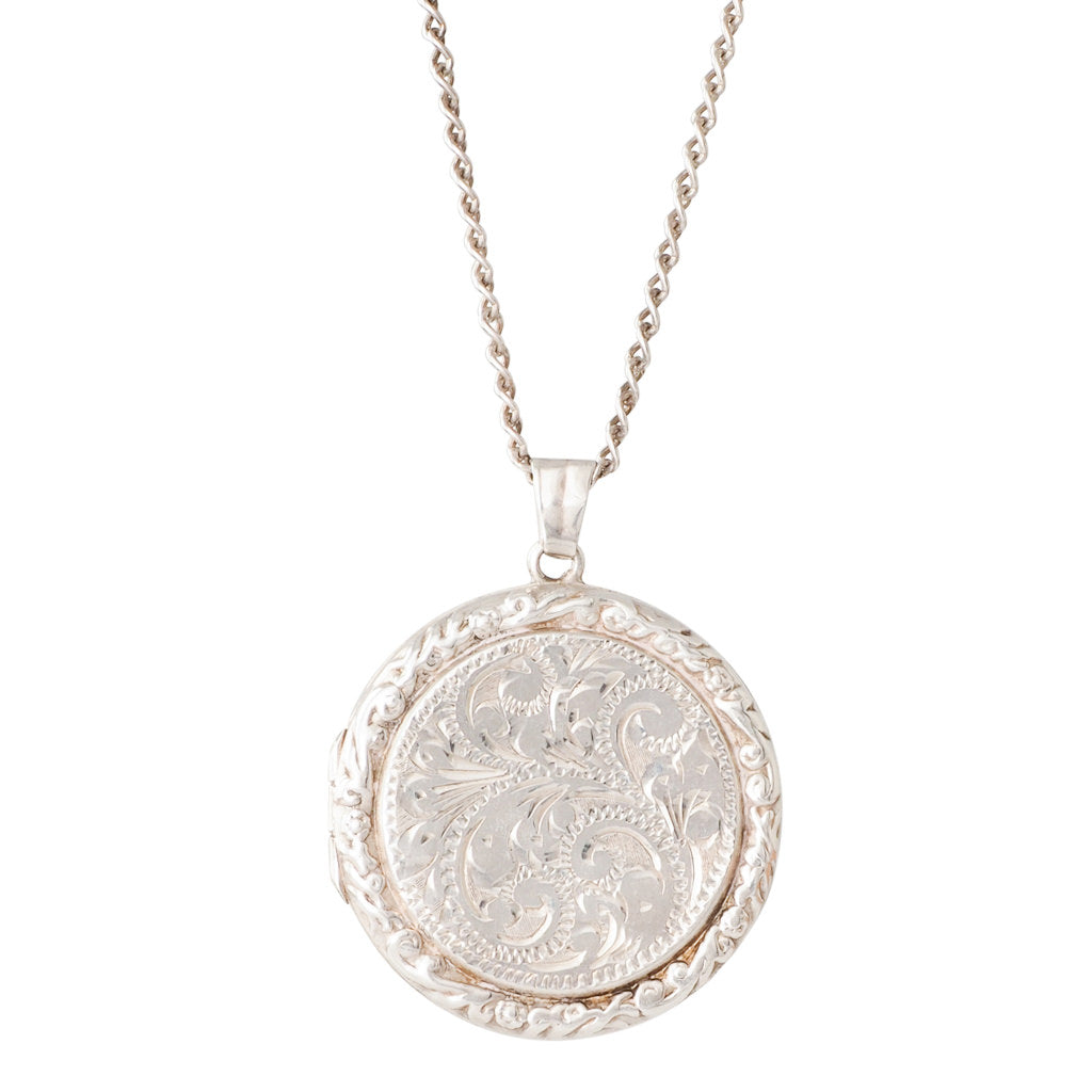 A Round Silver Locket with Chain