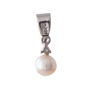 Akoya Pearl & Diamond Pendant
